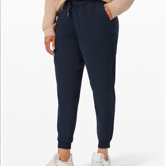 Lululemon on the fly navy woven joggers - Picture 1 of 7